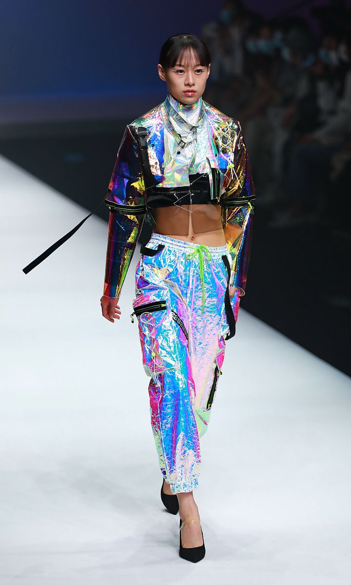 遂宁船山职业技术学校：服装设计与工艺专业培养人才