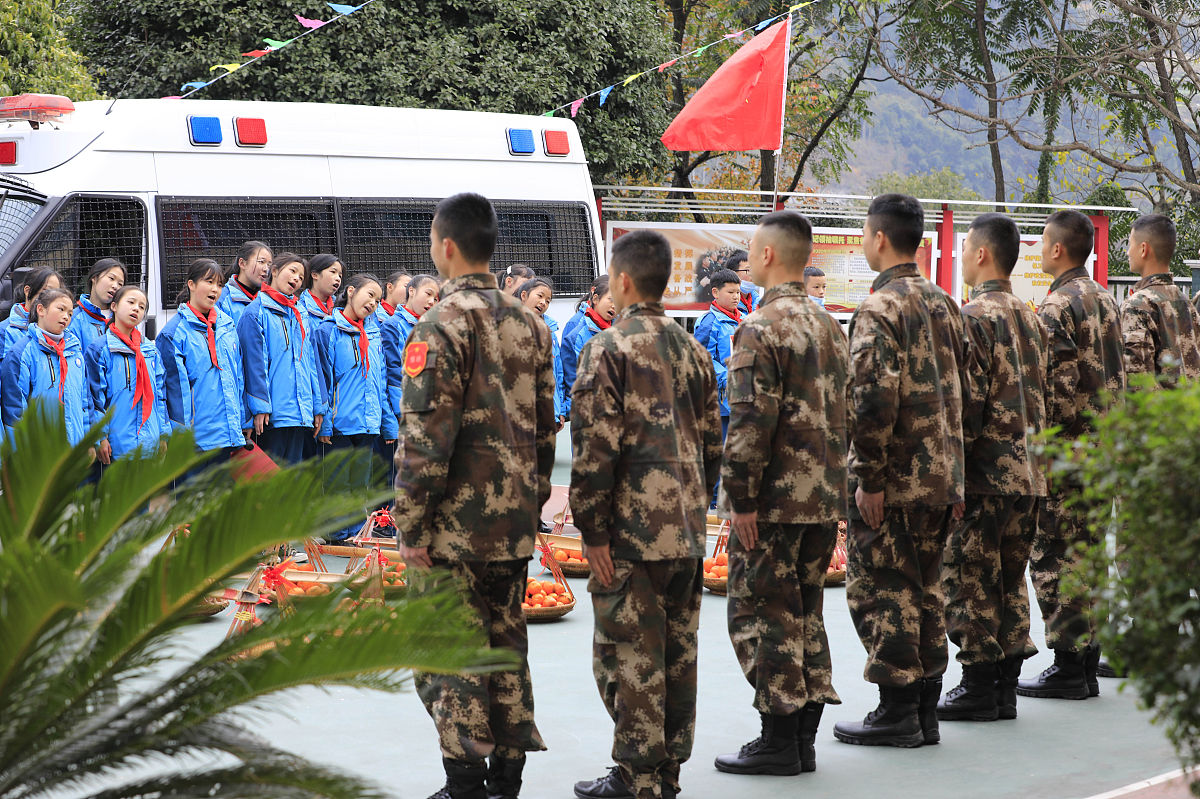 增强国防教育，厚植爱国情怀：从历史到现实的生动教材