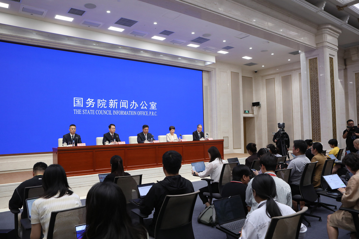 无党派人士总经理座谈会发言：中药产业发展与企业发展战略