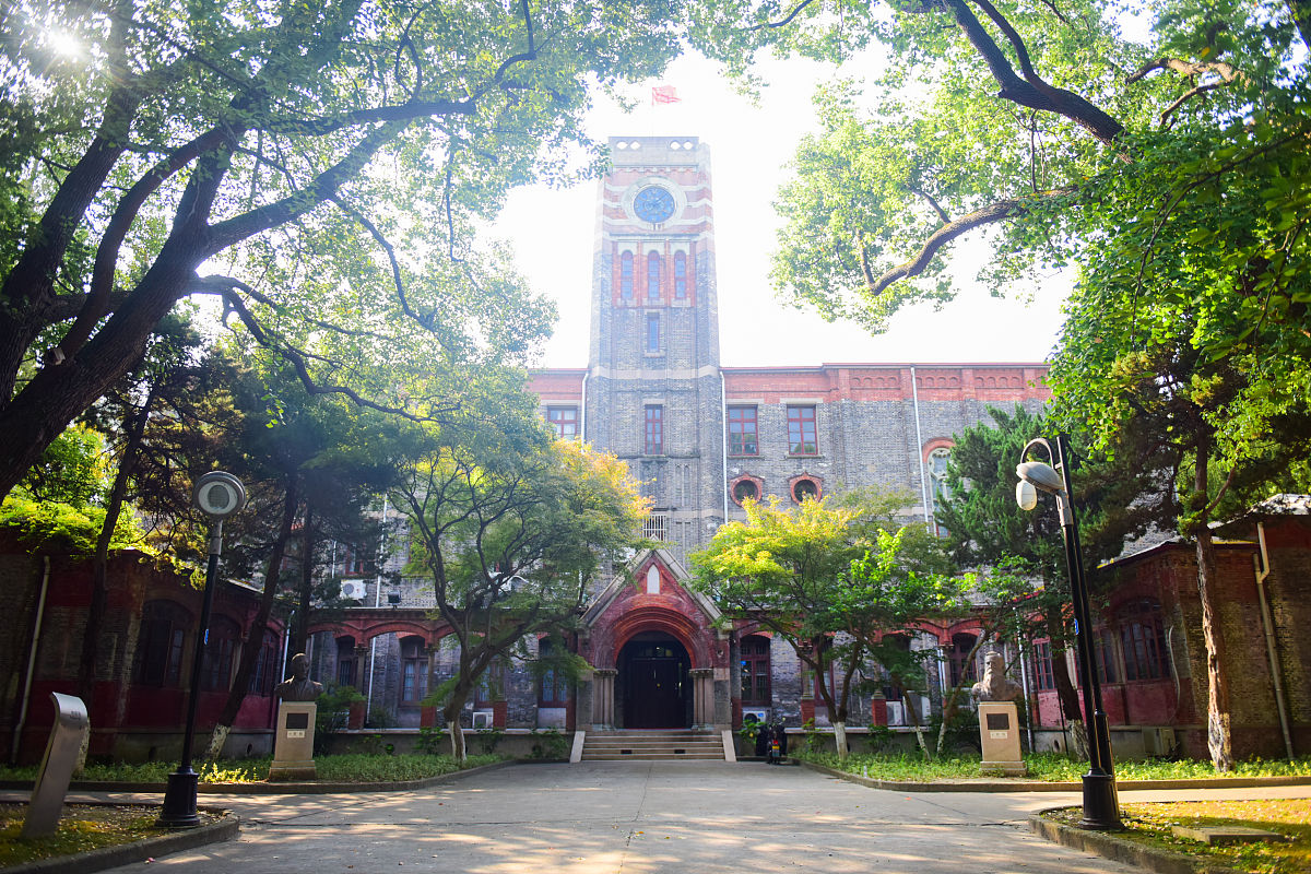 重庆光华女中有几个校区？用发