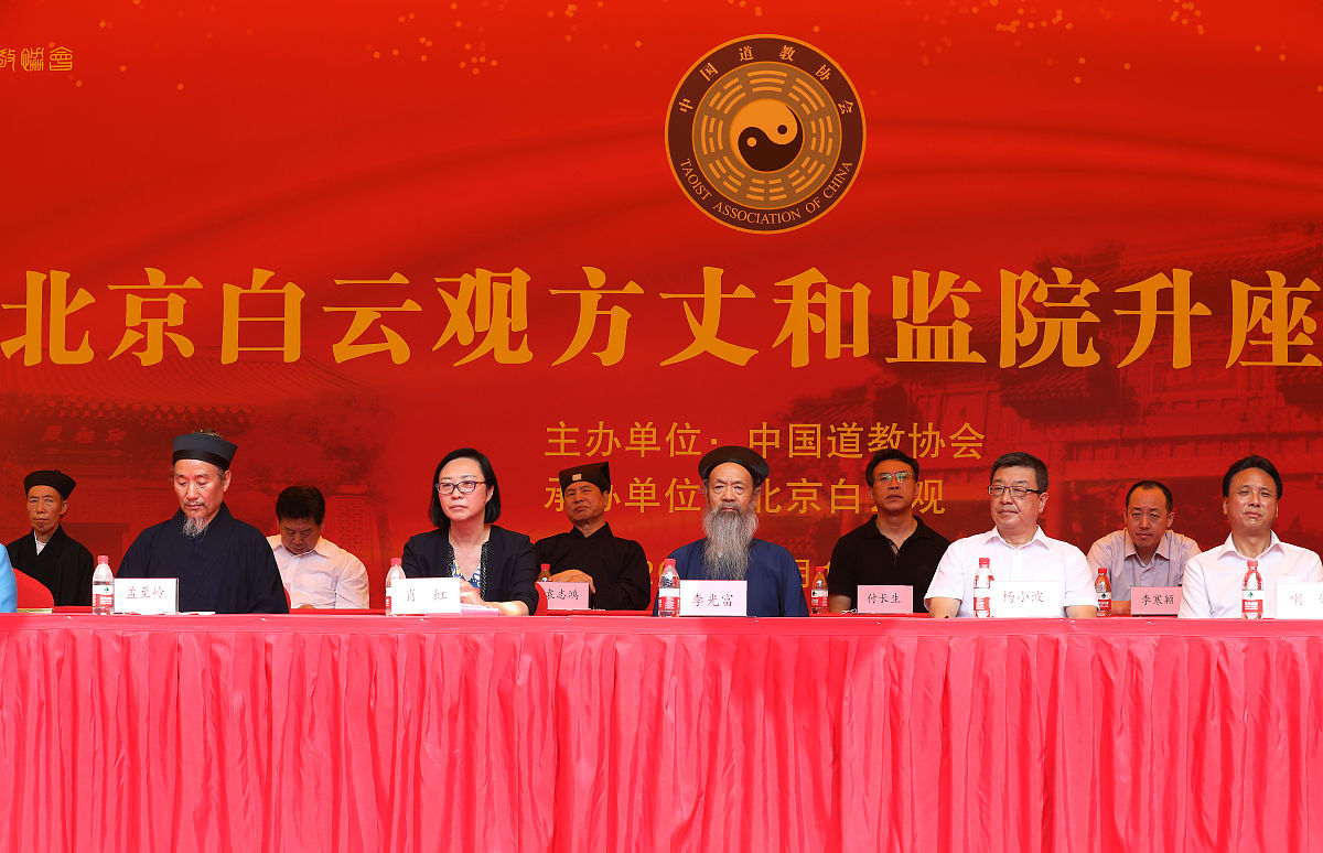 写一篇陕西文投瀛湖分公司的介绍。
