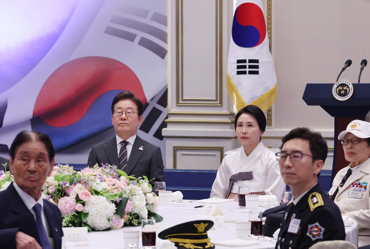 韩国重启中日韩峰会，缓解中国忧虑，背后原因揭秘
