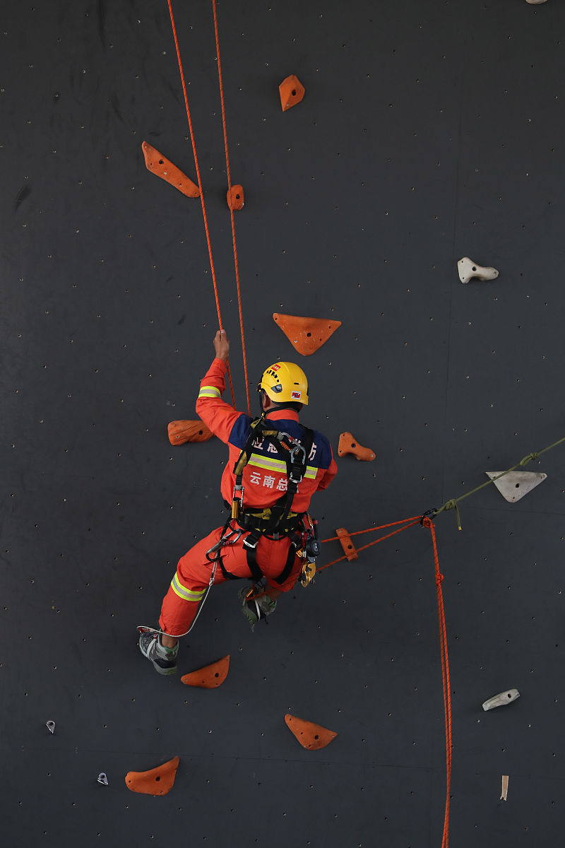 云南新兴职业学院中专部2020年春季招生办联系电话