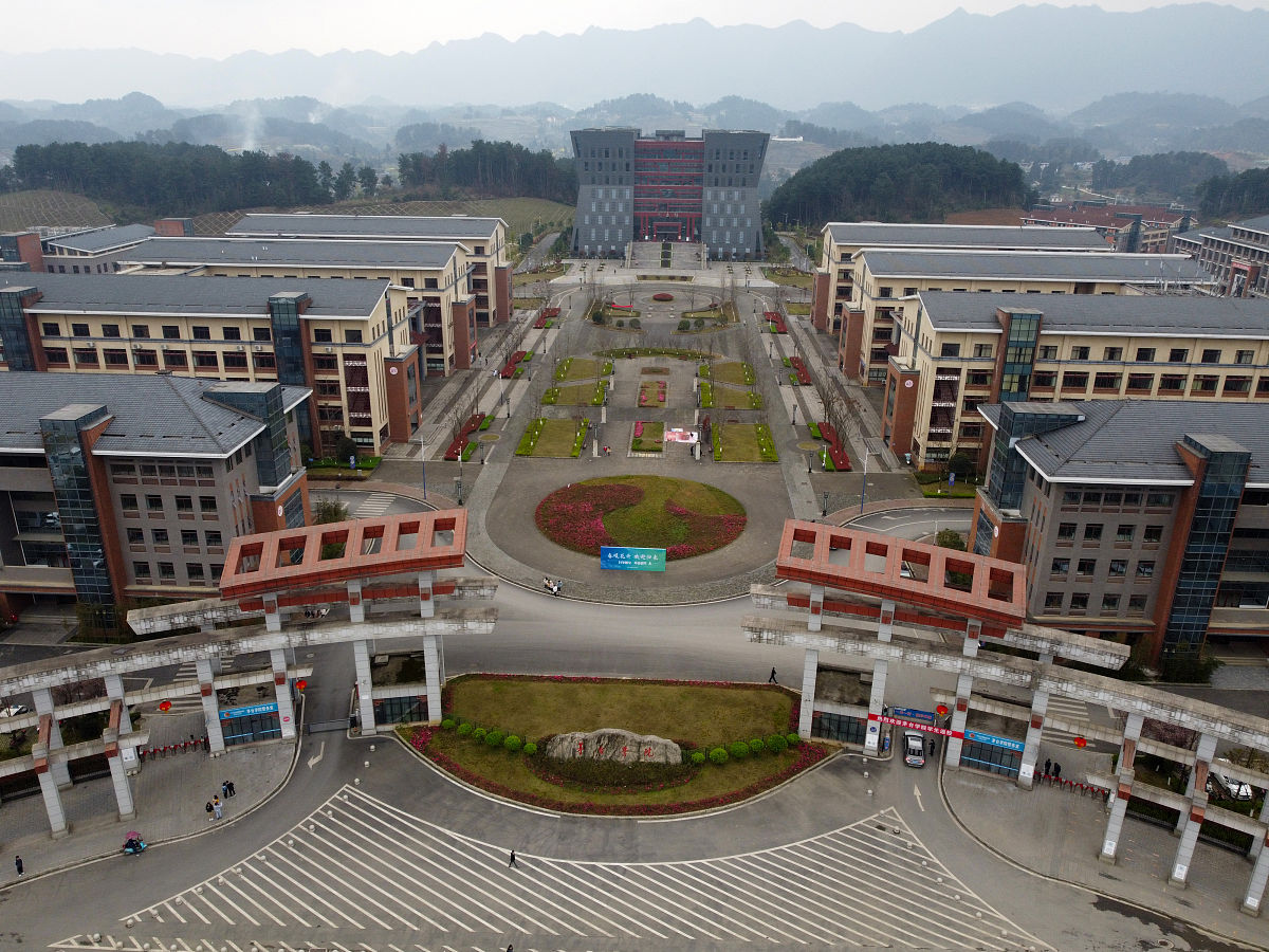 贵州旅游学校2023年新增专业：旅游景区规划、酒店管理、文化创意、英语