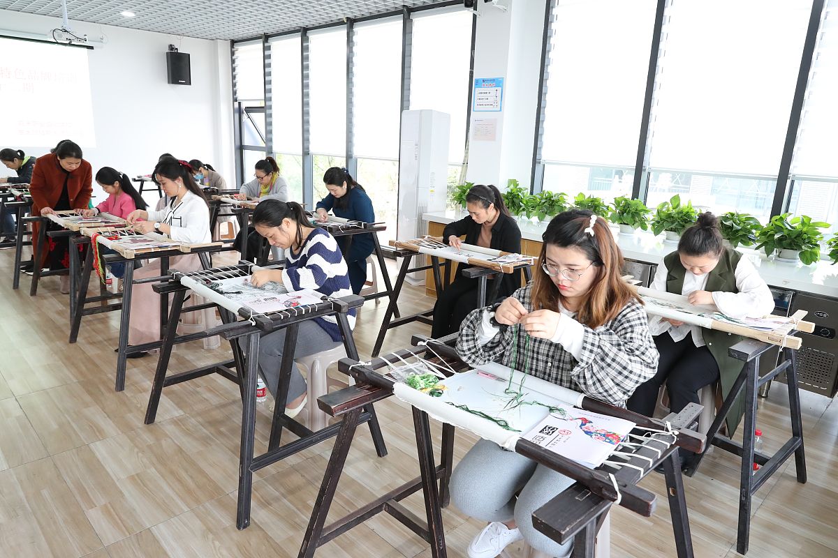 重庆市工业学校工程造价专业优势与发展前景