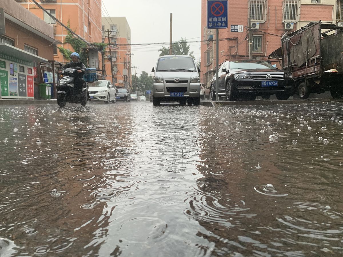 台风杜苏芮影响北京天津河北：强风暴雨交通中断防汛防风