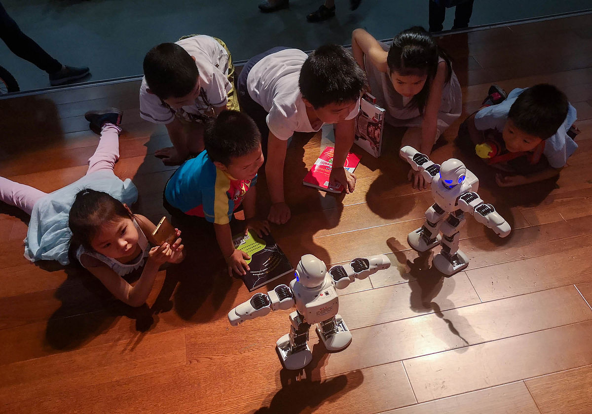 北仑职业高级中学2021年专业设置：电子商务、机器人工程等