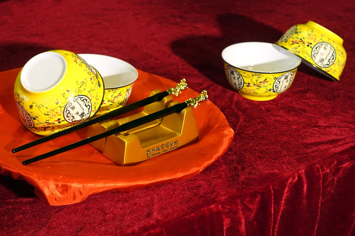 送一整套餐具的含义