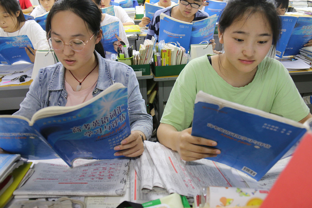 写个表扬徐如双同学的文章