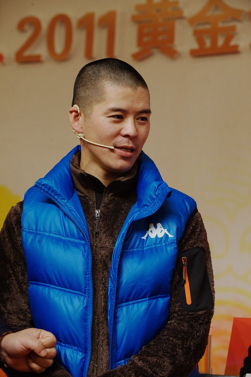2010年11月8日,央视2011年黄金资源广告招标会在北京梅地亚中心举行.