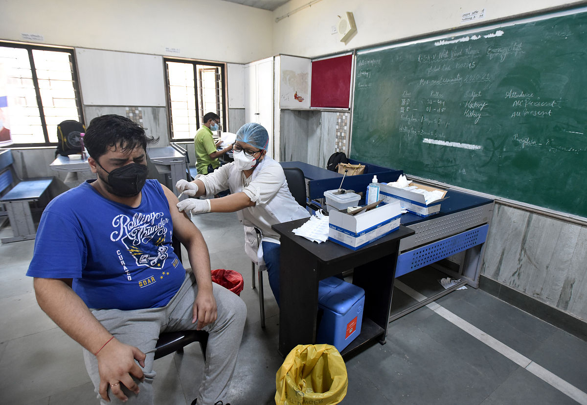 成都卫校热门专业推荐：2021年学什么最有前途？