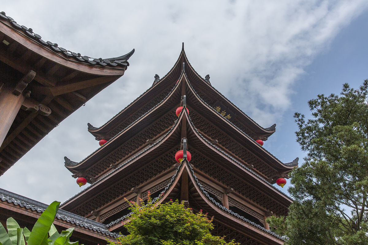 长沙商贸旅游职业技术学院艺术设计专业怎么样？学什么？就业前景？