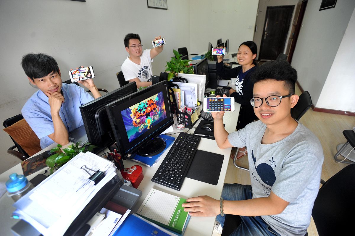 湖北自媒体营销中等学校游戏软件开发专业招生简章