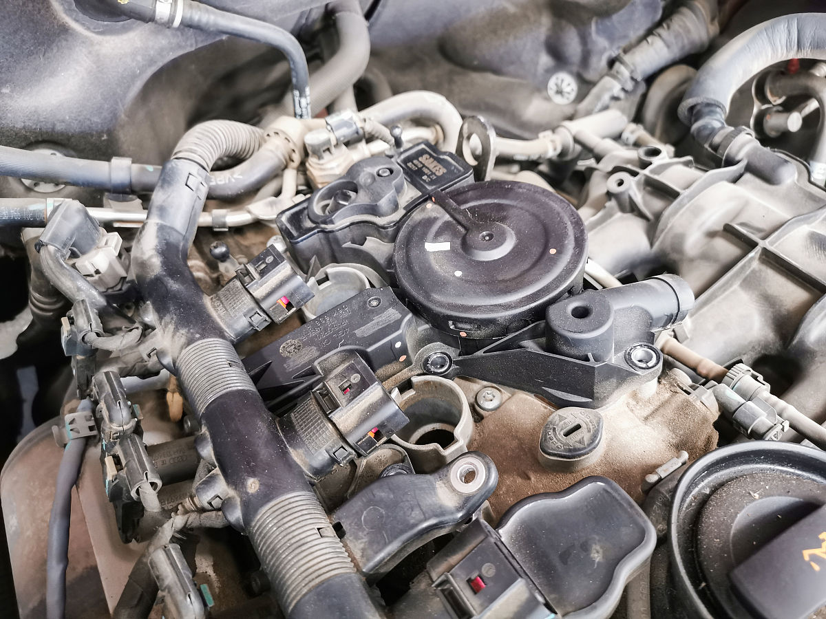 长城c50节气门里面有咯噔异响 正常吗