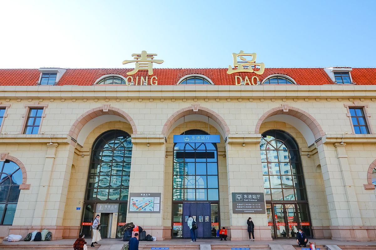 青岛高新职业学校机电类专业招生简章：课程设置及就业前景