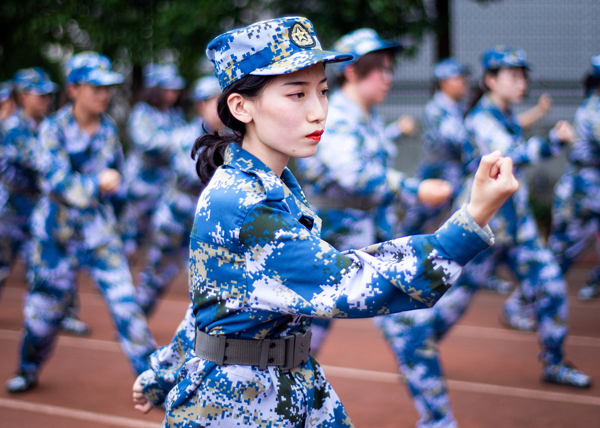 成都青少年航空学校入学考试难度解析：如何备考？