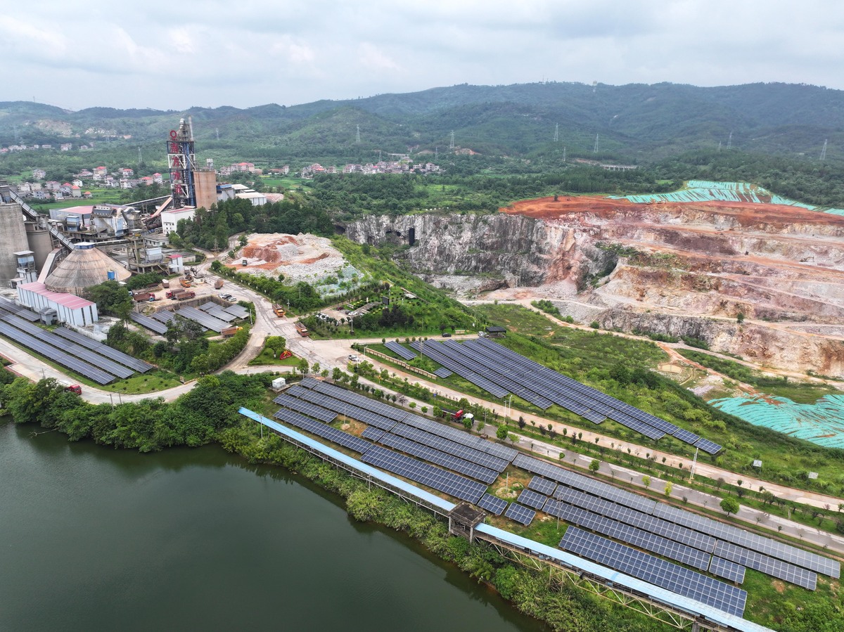 廉江 vs 信宜：哪个城市更发达？经济数据对比