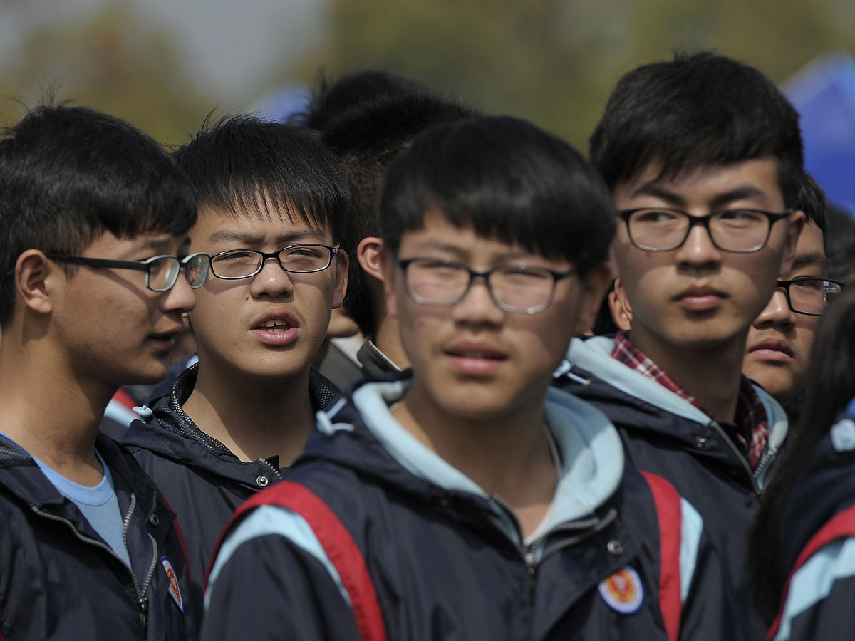 成都铁路学校对学生视力有要求吗？入学检查及视力管理措施