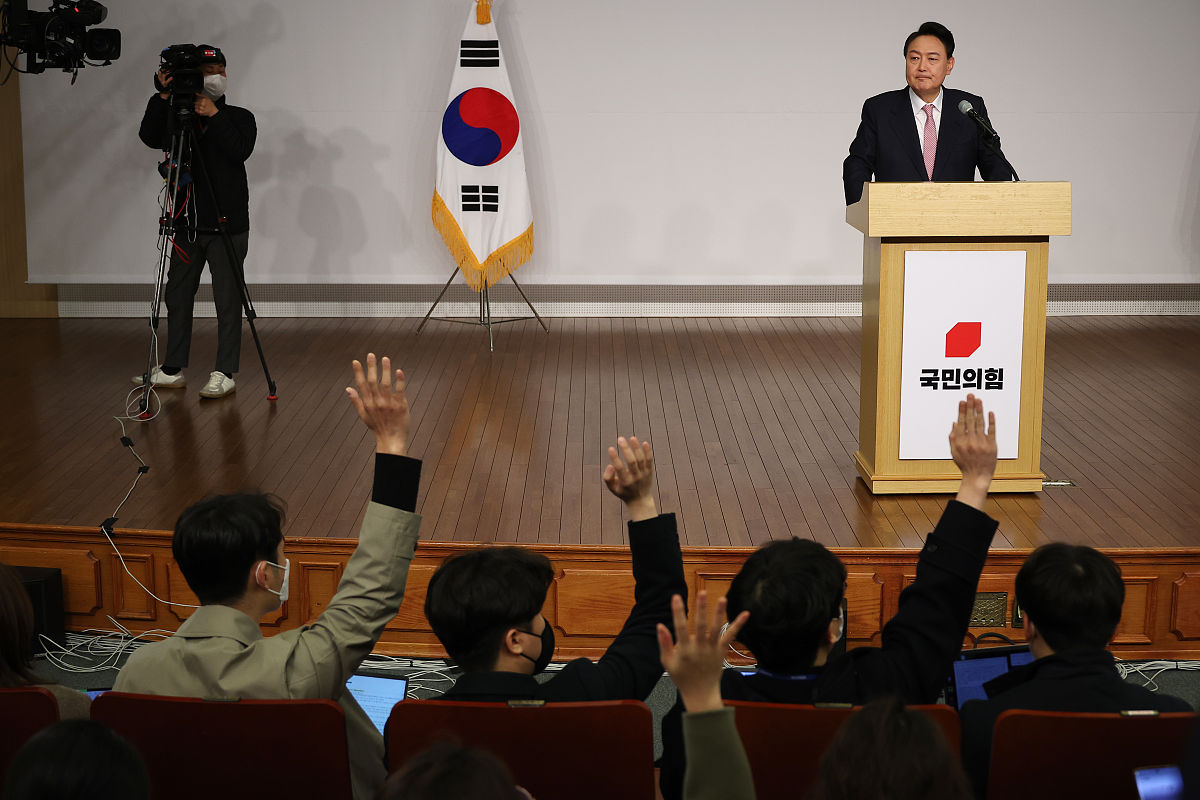 韩国民主党派和保守党派国家安全