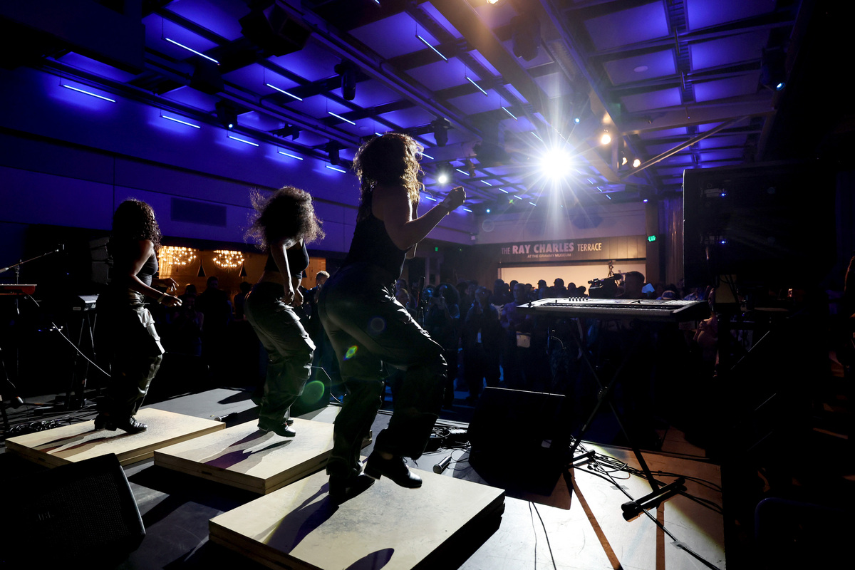 含超字或者谐音的 响亮名字