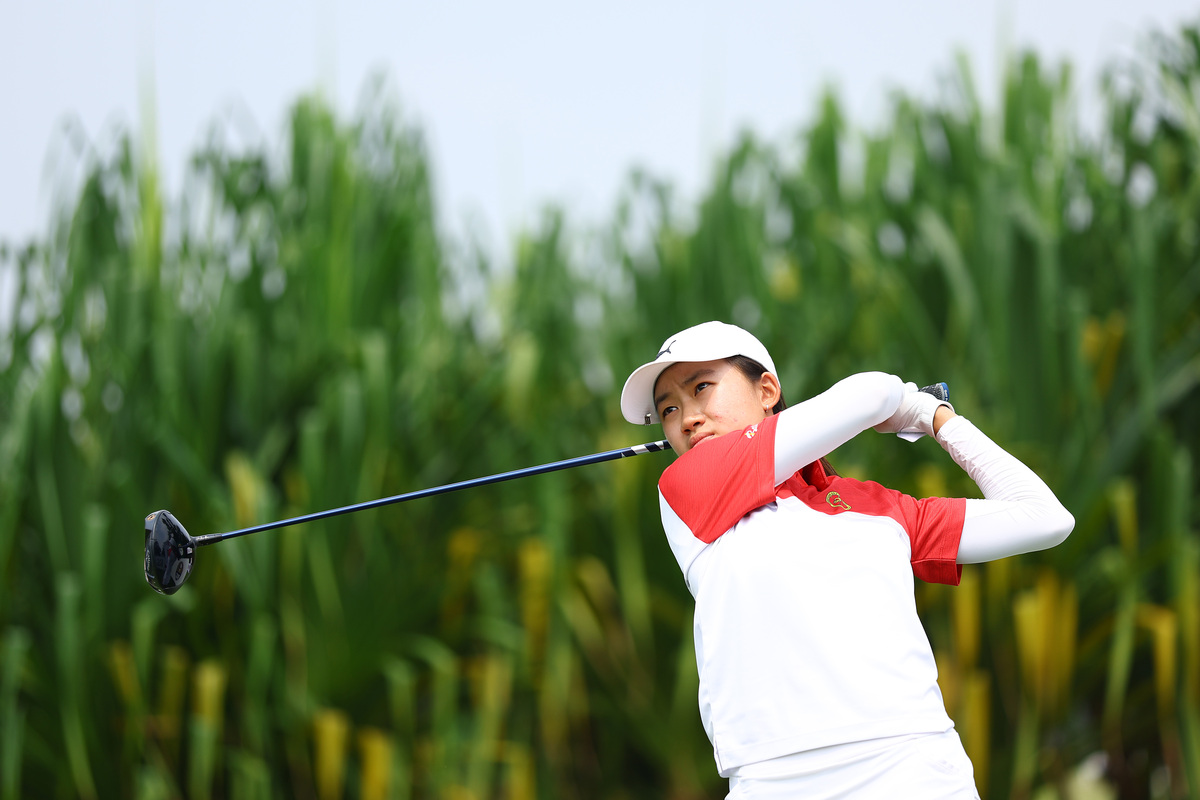 China Hong Kong Singapore Malaysia Thailand Germany French UK US Australia Japan Korea Saudi Arabia and Russia In terms of QS university ranking top200 and global Fortune 500 what percentage of the ab