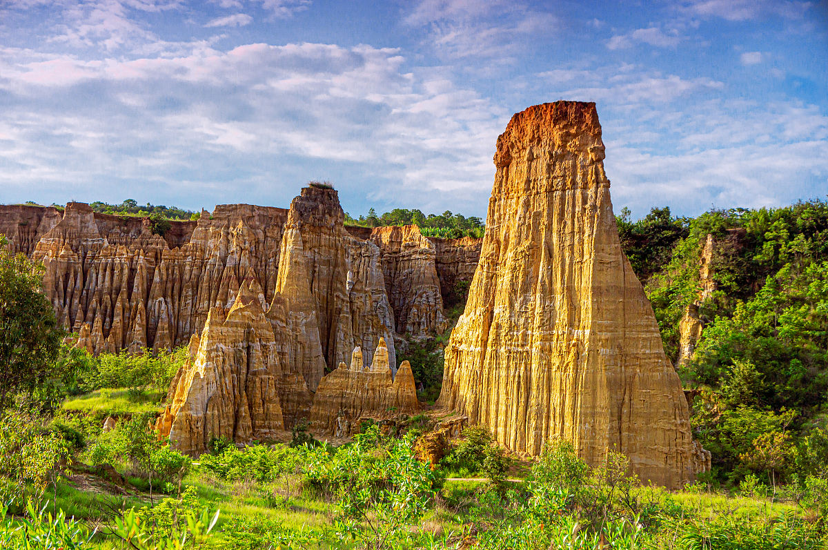云南元谋县有哪些高铁学校-好不好