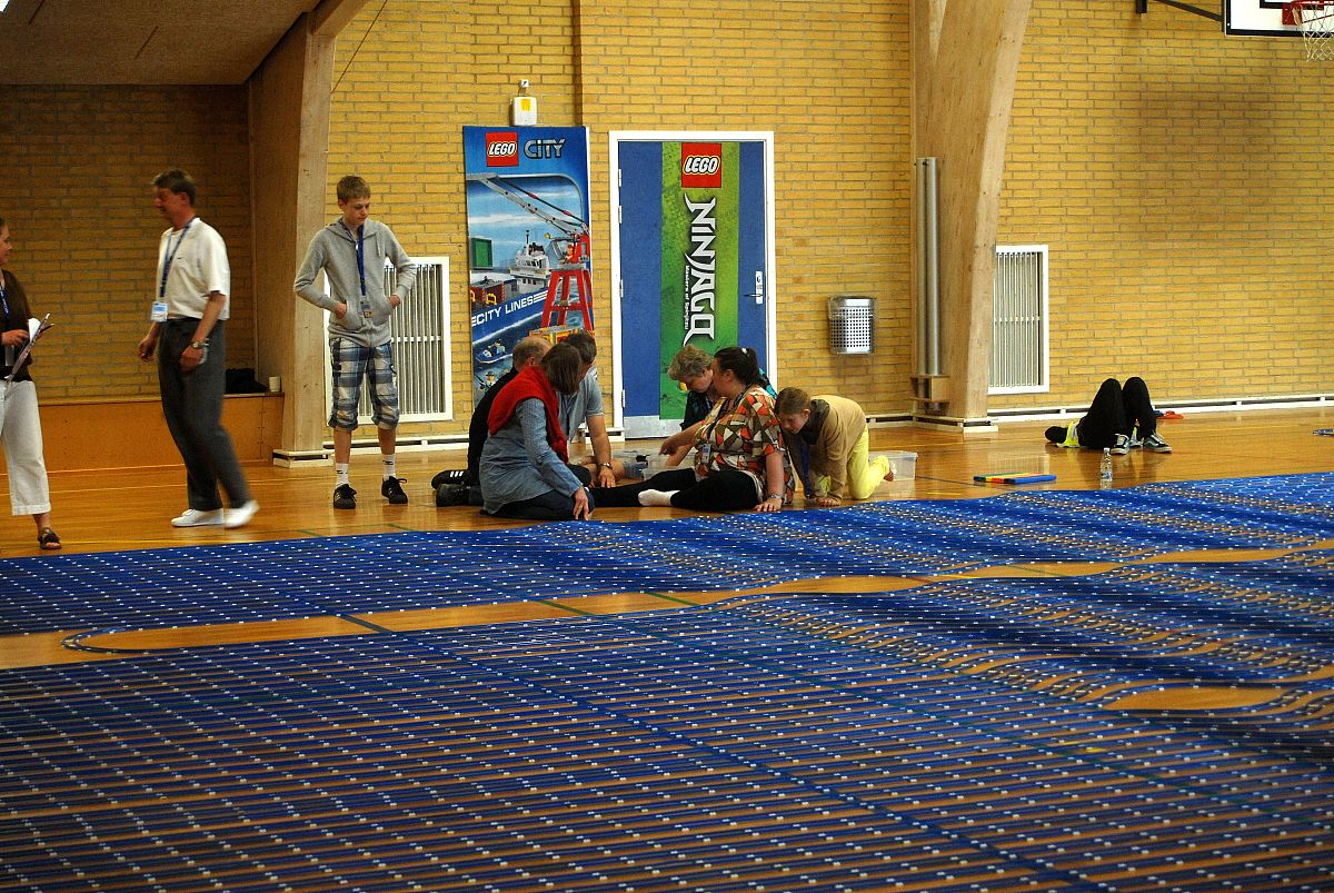 郫县铁路学校毕业生就业方向：铁路、IT、金融等多种选择