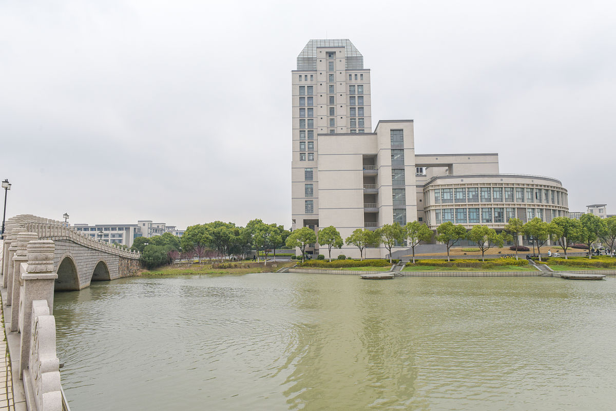 请讲述一下有关河海大学的资料