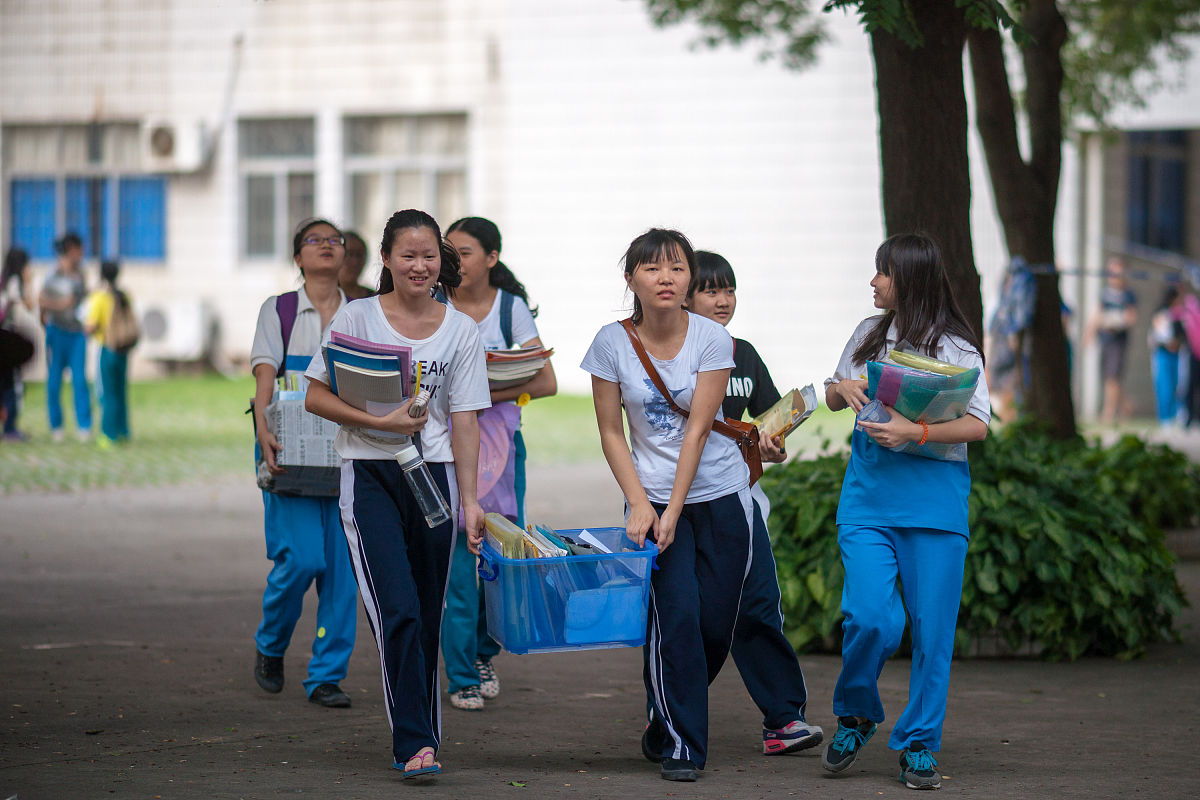 2014年06月08日,广东省惠州市惠州实验中学,2014年高考平安结束,考场