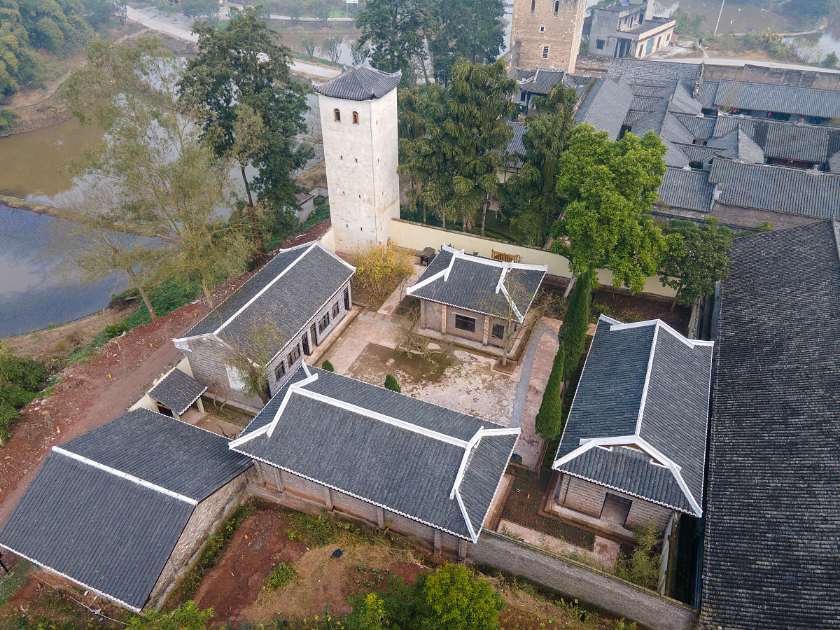 关于四川泸州市三级资质还能买吗建筑字数
