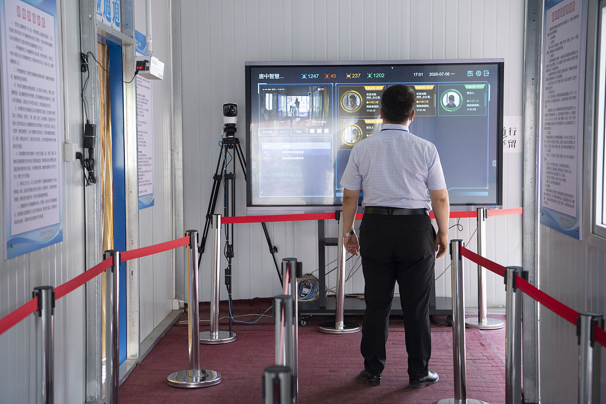 银川市红玫瑰美容美发职业技能培训学校如何