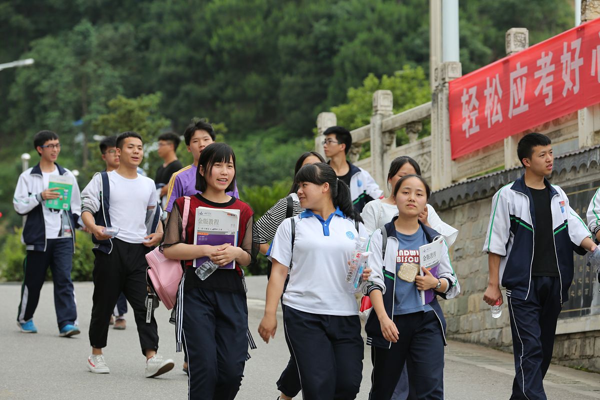 龙里县中等职业学校：培养职业技能人才的特色学校