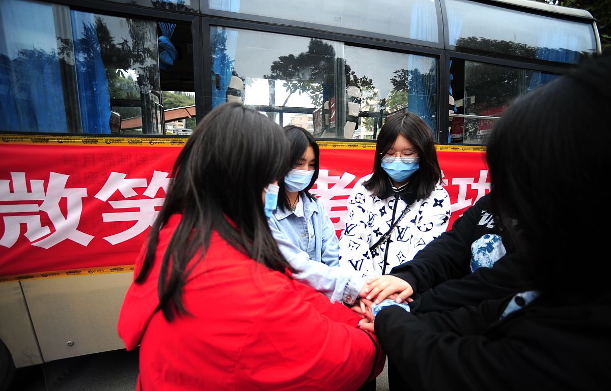 甘肃2023年读铁路学校一年要多少钱