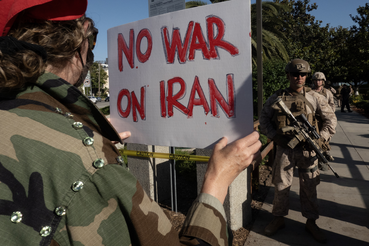 compare Union army and confederate army