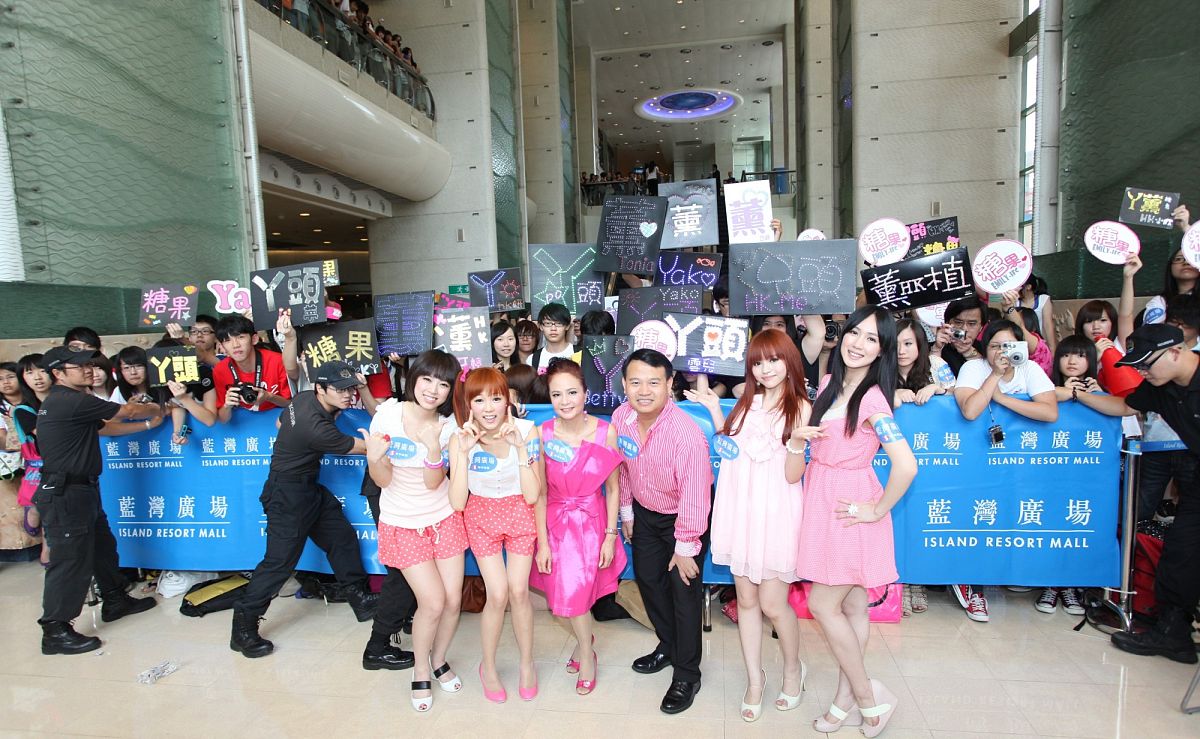 COMMUNICATIONS IN THEORETICAL PHYSICS: 理论物理学国际期刊