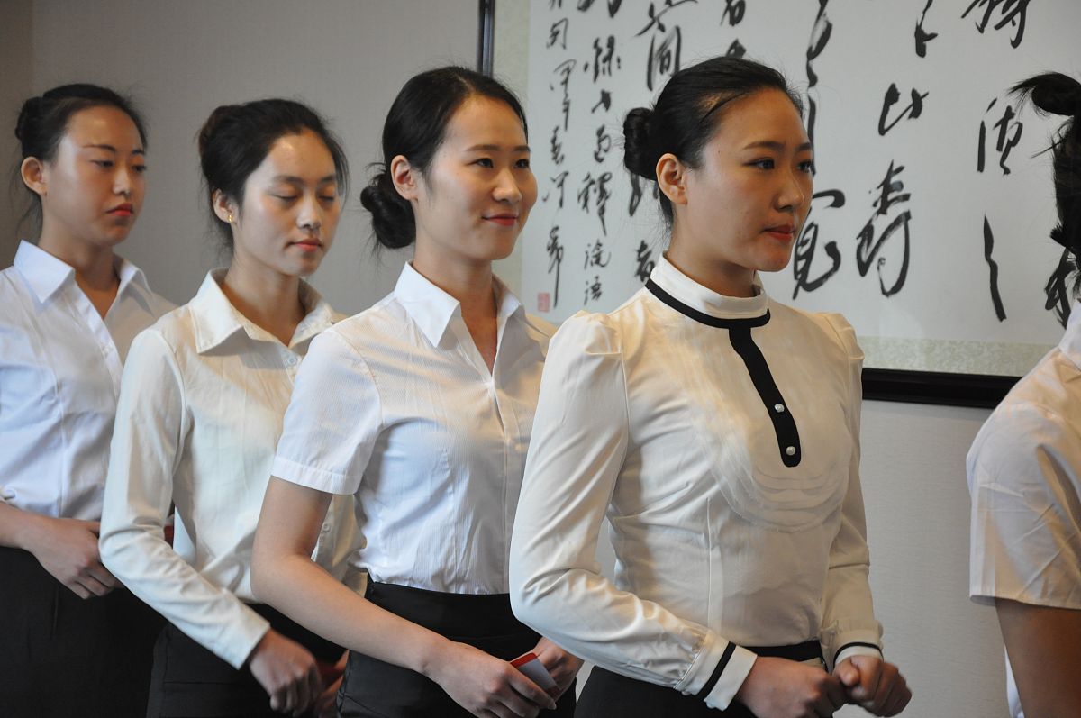 曲靖航空空乘学校2022招生简章：培养优秀空乘人才的优质选择