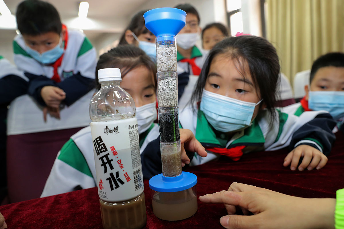 探索科学奥秘，共建活力校园 - XX学校9月-12月科学普及活动