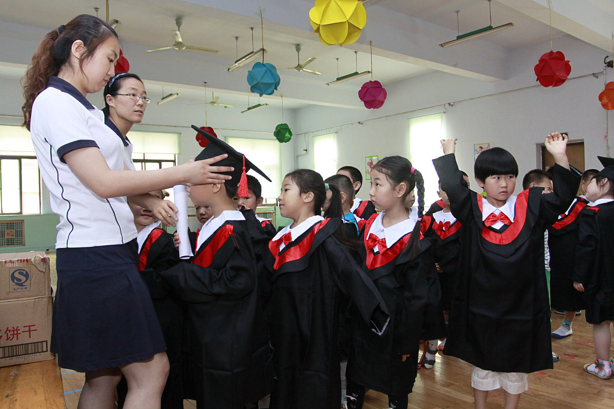 成都礼仪职中哪个校区好