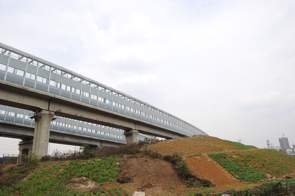 成都航空高铁学校招生标准：严格要求，培养高铁人才