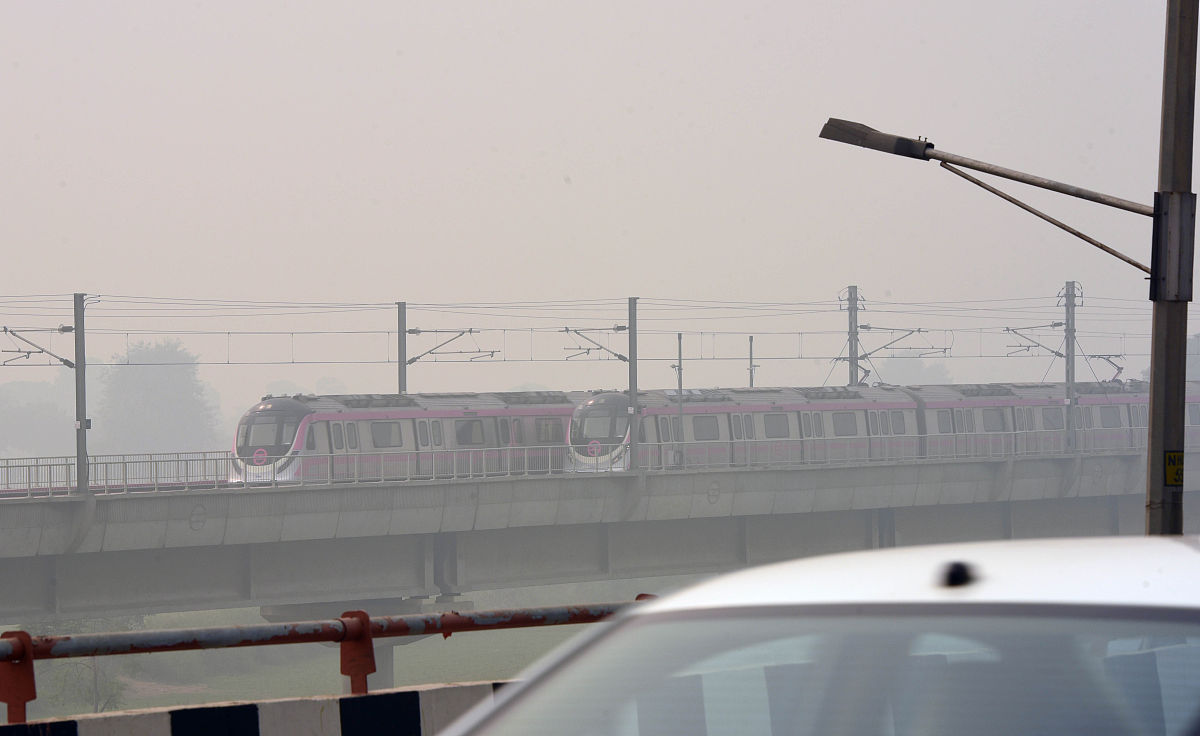 请翻译豆粕是在装包装袋后从包装袋内取样。