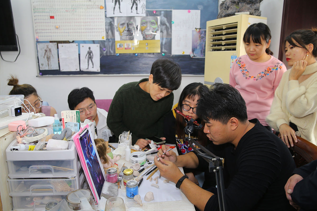 授业是什么意思_词语授业的意思