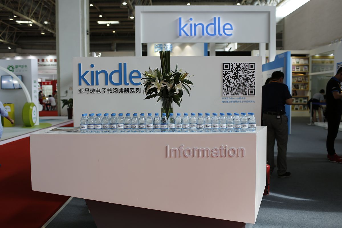 以集团公司名义写一份内部声明任命销售总监为集团公司所有对外授权登记事宜负责人中性一点的措词