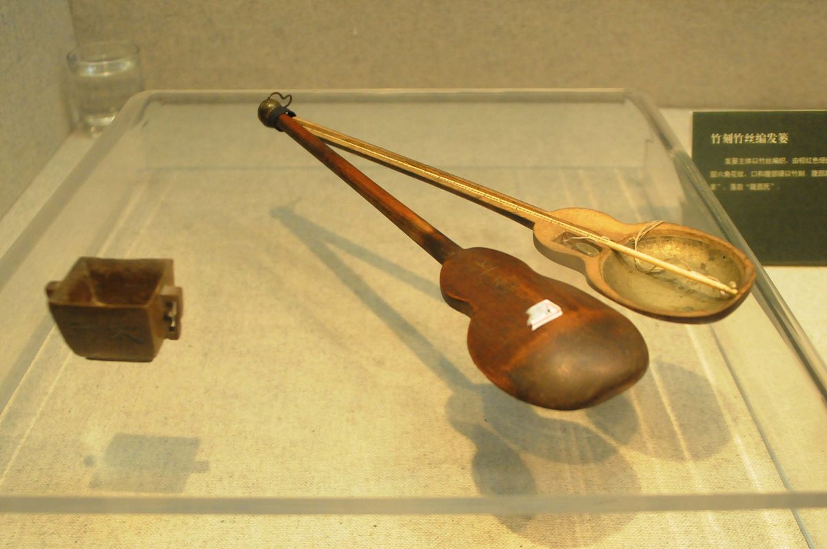 2011年11月22日,杭州,《竹韵——慈溪木艺堂藏古代竹雕艺术品特展》在