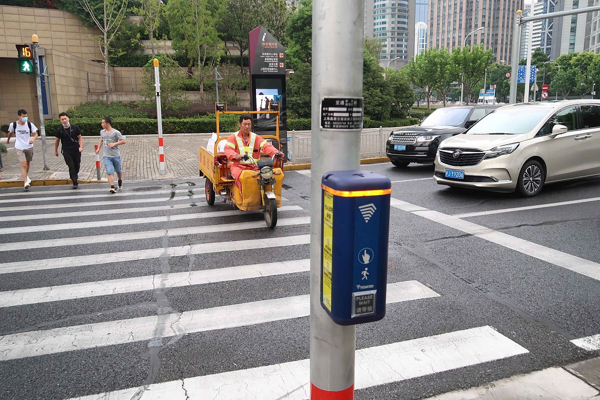 盲人行道被占用当前技术系统存在的问题