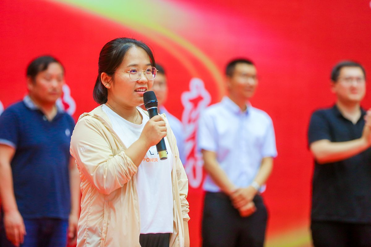 益阳市中职学校优秀教师许犇：教学新颖，注重实践与创新