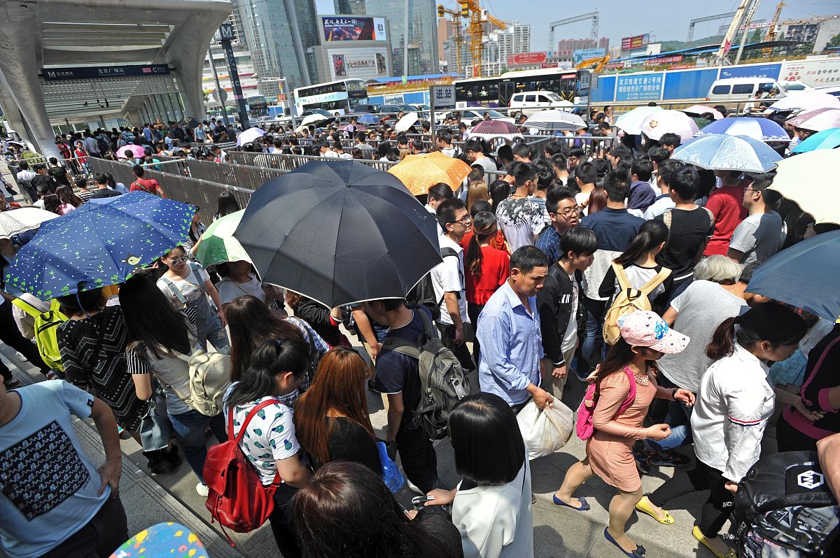 购买地铁车票的规定如下:乘1-4站3元位;乘5-9站4元位;乘9站以上5元位。 输入人数、站数输出应付款。请编写c语言程序实现 购买地铁车票的规定如下:乘1-4站3元位;乘5-9站4元位;乘9站以上5元位。 输入人数、站数输出应付款。请编写c语言程序实现