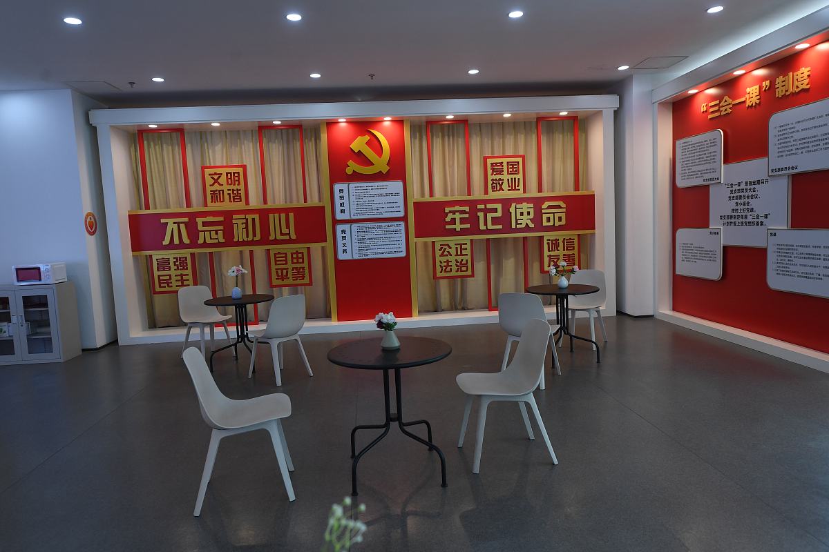 开展零纠纷工作室宣传情况进行总结上报主要提现宣传方式、宣传内容、宣传地点、参加人员、宣传效果。