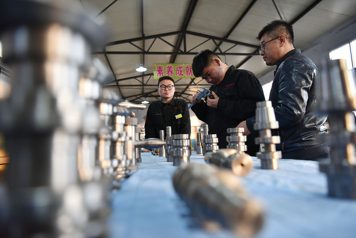 高邑县职教中心2023年专业设置：机械制造、电子商务、软件技术、护理等