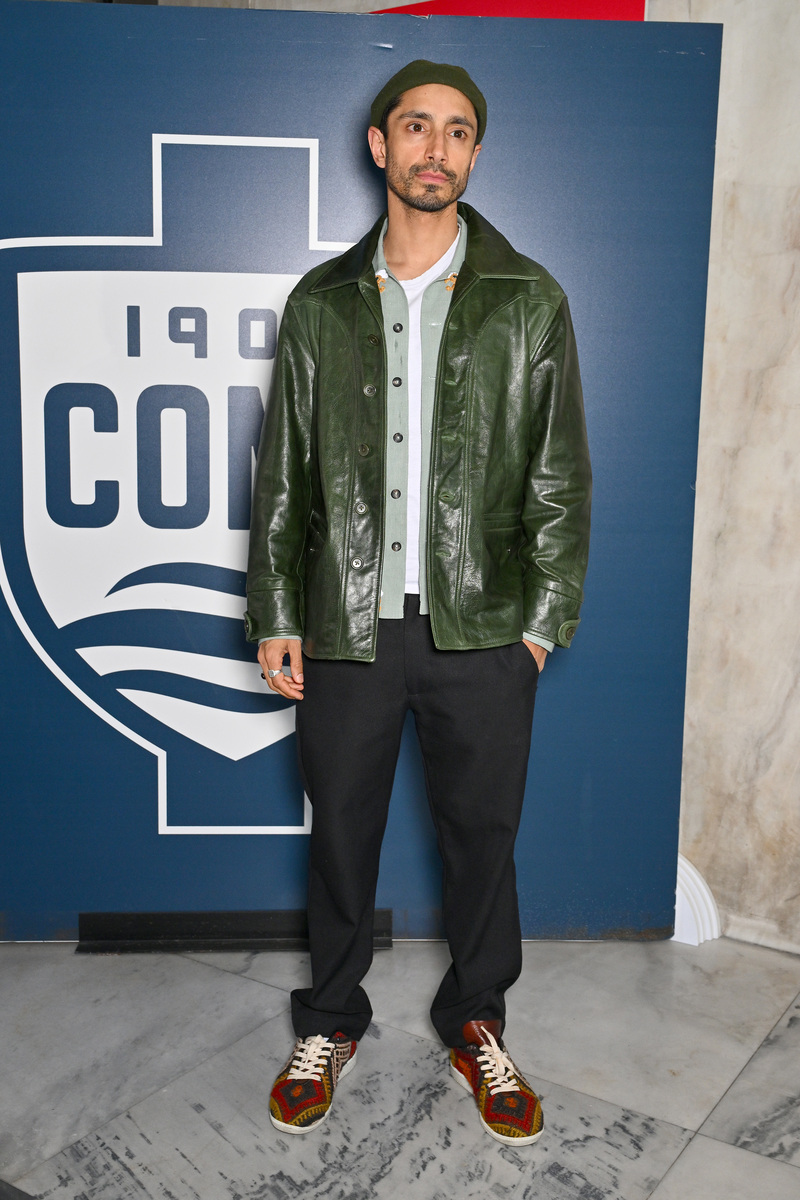 对wtaps这个品牌进行以下几点分析1消费者基本情况2对本品牌的了解3产品满意度4服务满意度5对品牌的产品的建议意见