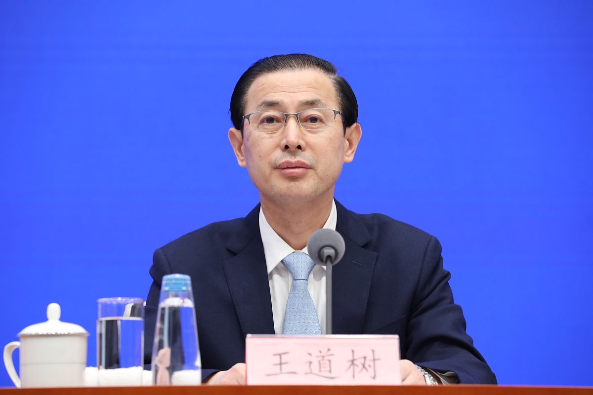 西安市伟达公司增值税计算案例分析